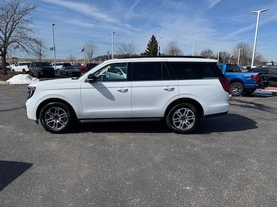 Used 2025 Ford Expedition - photo 1