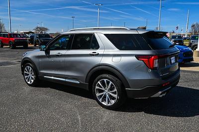 Used 2025 Ford Explorer - photo 1