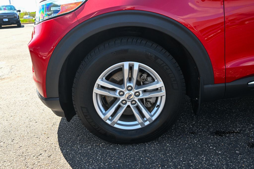 Used 2020 Ford Explorer - photo 14