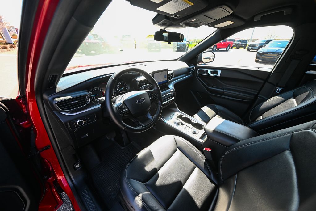 Used 2020 Ford Explorer - photo 20