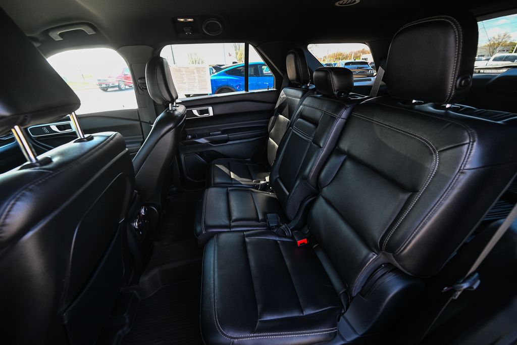Used 2020 Ford Explorer - photo 24
