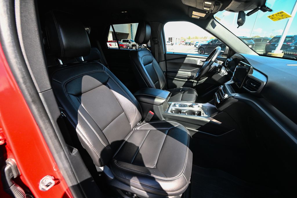 Used 2020 Ford Explorer - photo 27