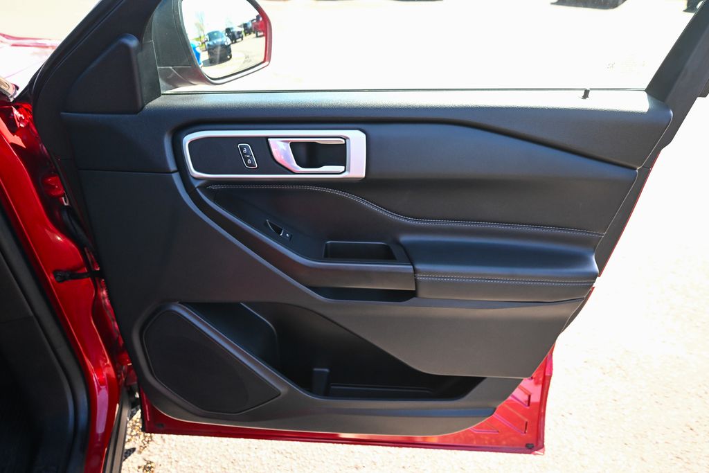 Used 2020 Ford Explorer - photo 28