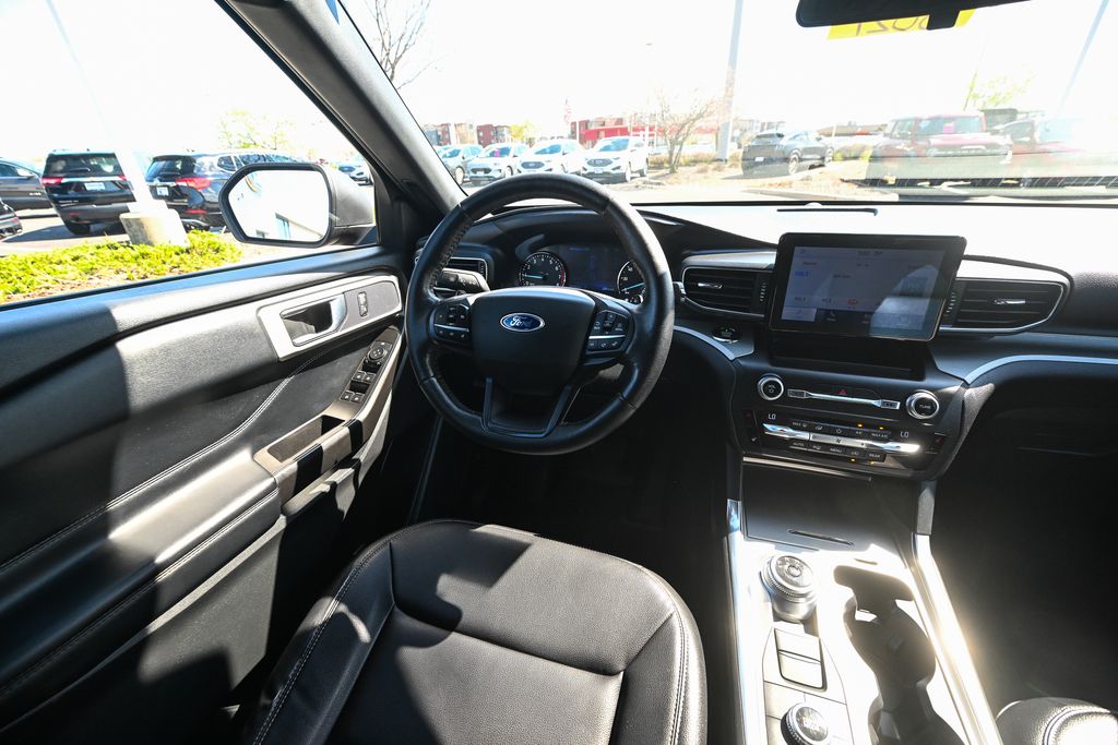 Used 2020 Ford Explorer - photo 34