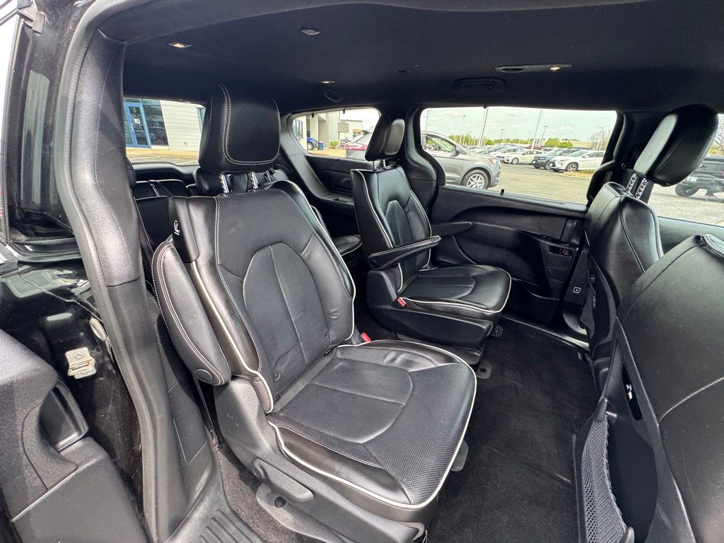 Used 2021 Chrysler Pacifica - photo 19
