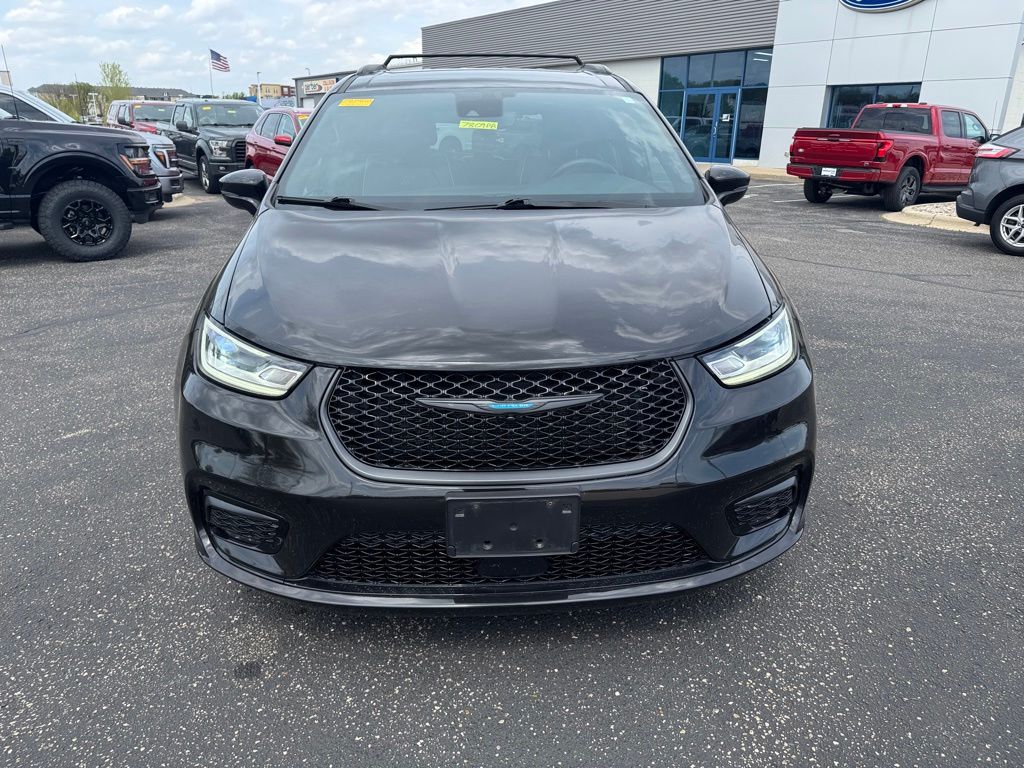 Used 2021 Chrysler Pacifica - photo 8