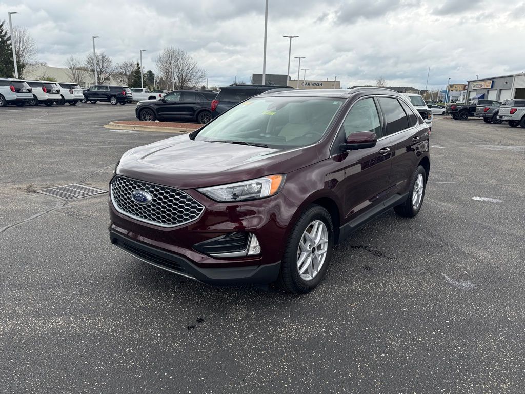 Used 2024 Ford Edge - photo 11
