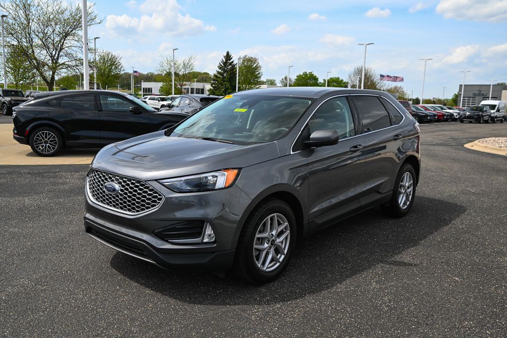 Used 2024 Ford Edge - photo 9