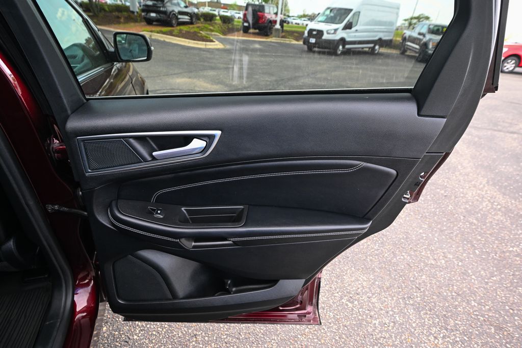Used 2024 Ford Edge - photo 29