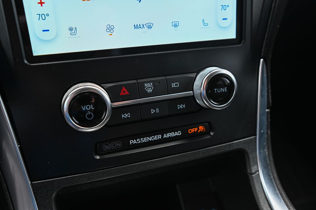 Used 2024 Ford Edge - photo 36