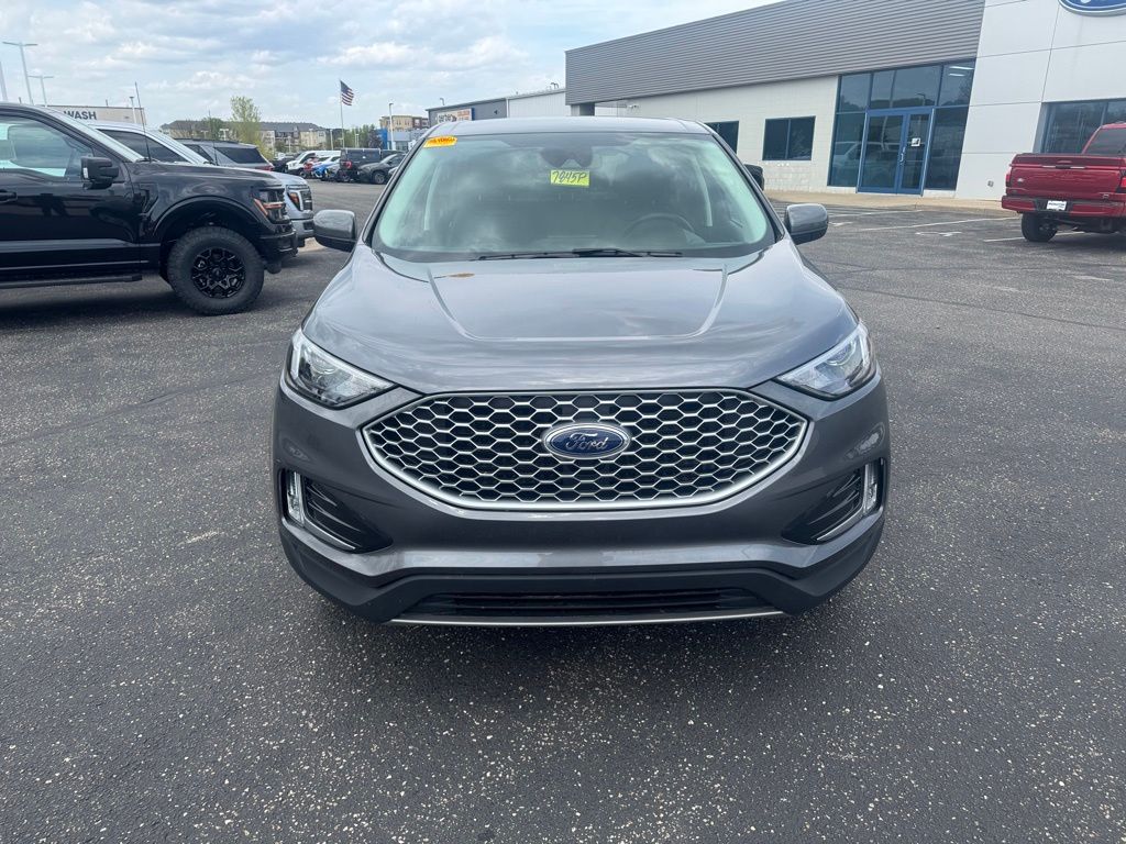 Used 2024 Ford Edge - photo 6