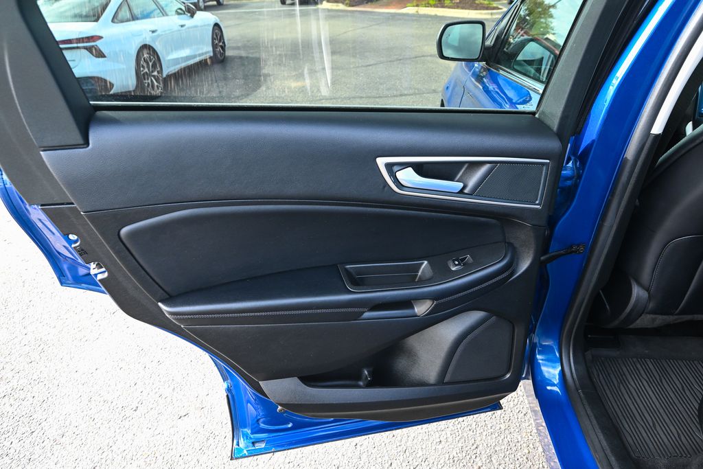 Used 2024 Ford Edge - photo 25