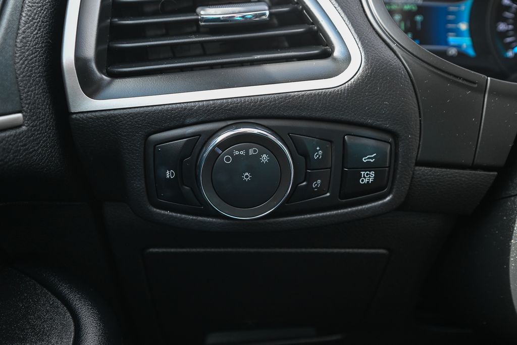 Used 2024 Ford Edge - photo 42