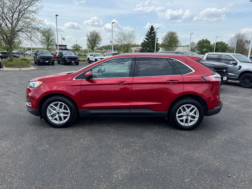 Used 2024 Ford Edge - photo 4