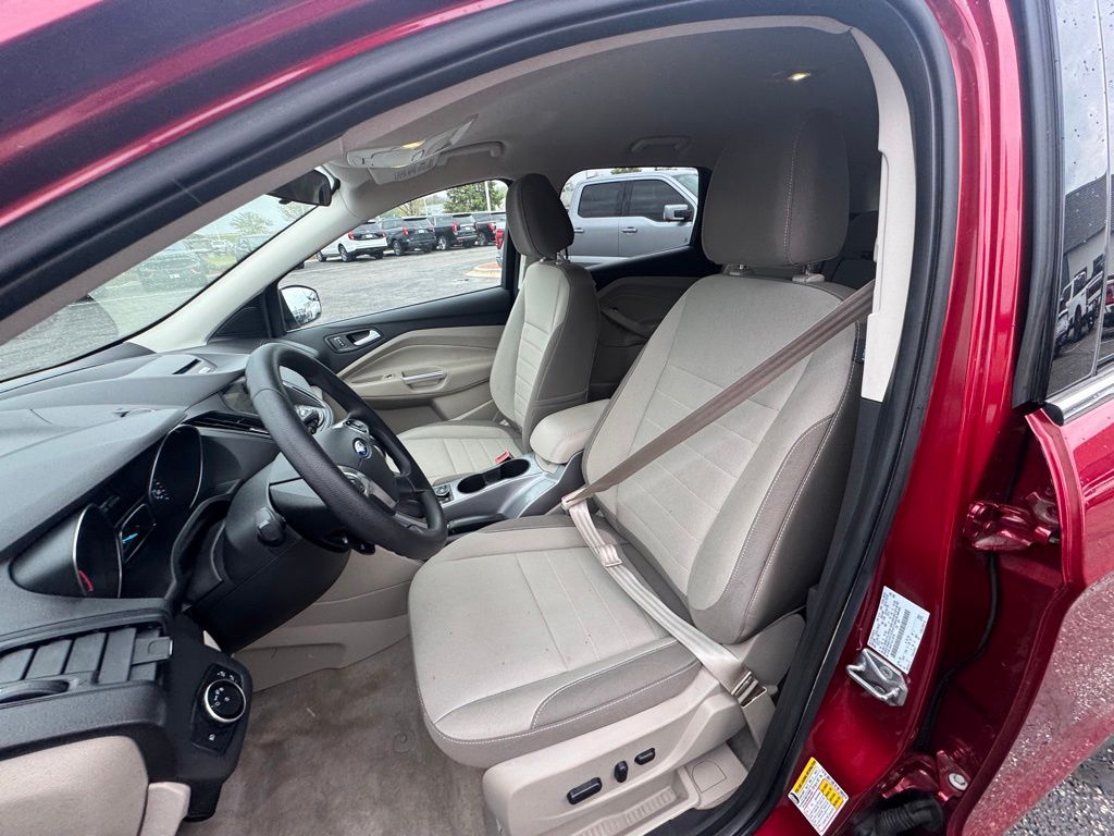 Used 2016 Ford Escape - photo 15