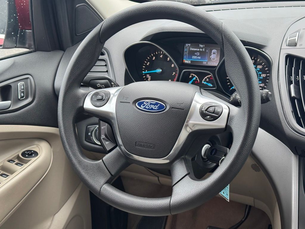 Used 2016 Ford Escape - photo 24