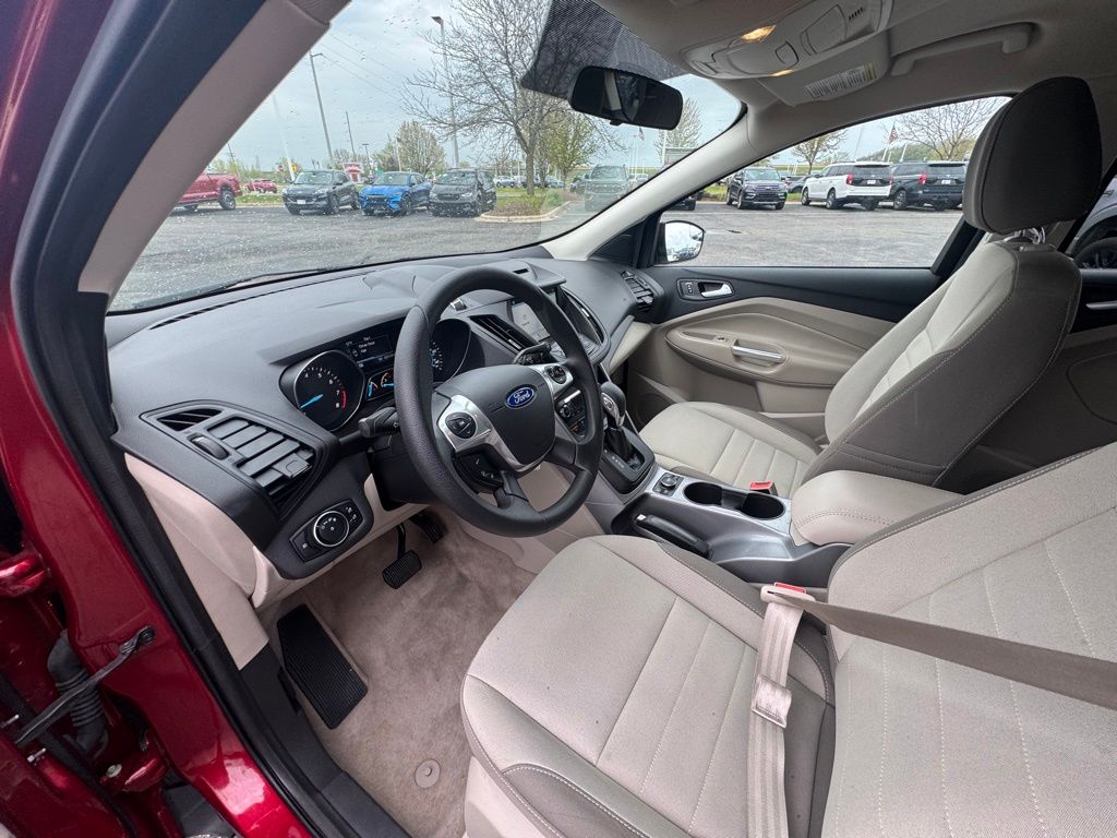 Used 2016 Ford Escape - photo 10