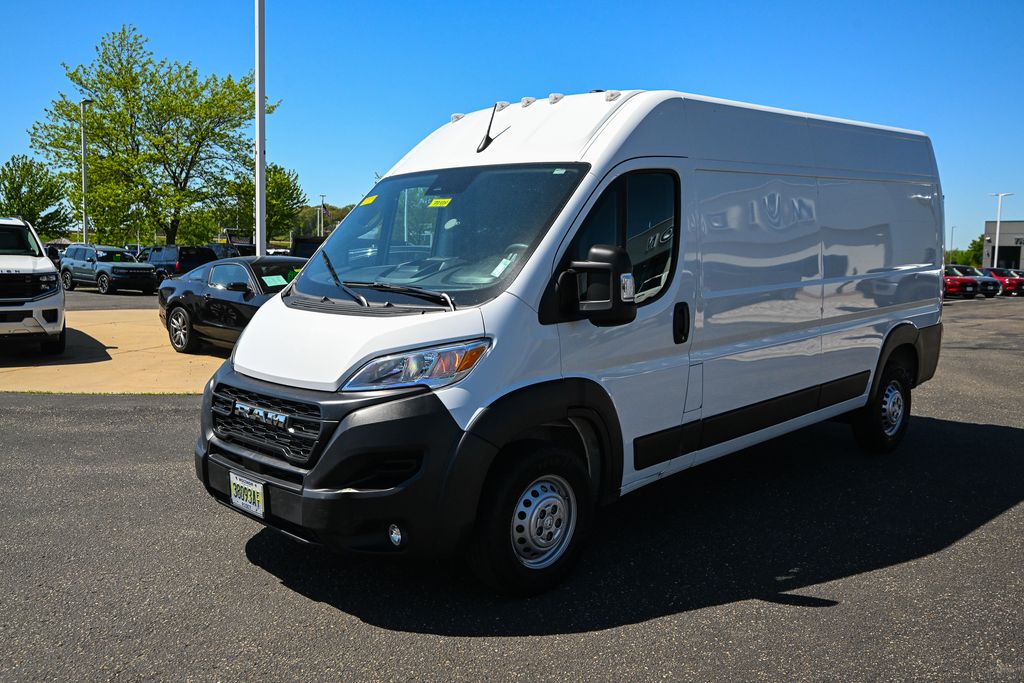 Used 2025 Ram ProMaster 3500 - photo 11