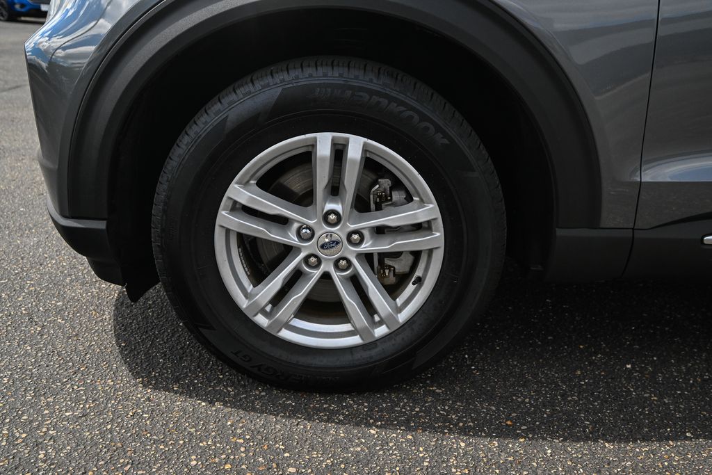Used 2024 Ford Explorer - photo 14