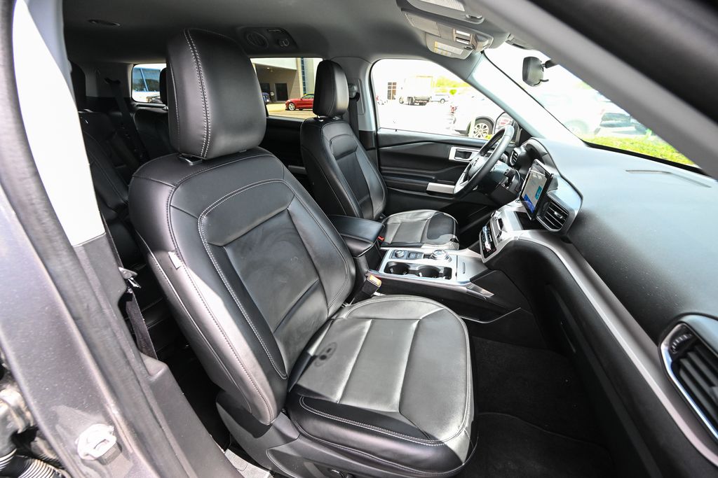 Used 2024 Ford Explorer - photo 28
