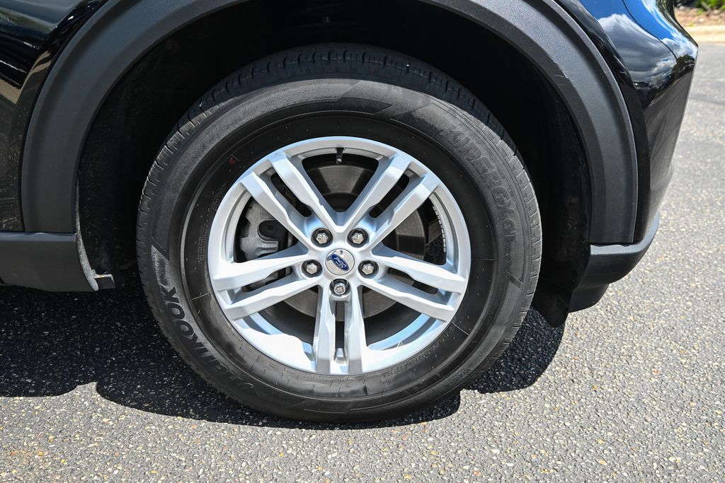 Used 2024 Ford Explorer - photo 17