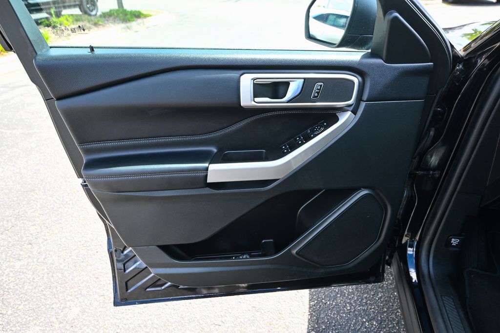 Used 2024 Ford Explorer - photo 22