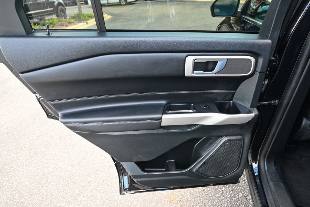 Used 2024 Ford Explorer - photo 26