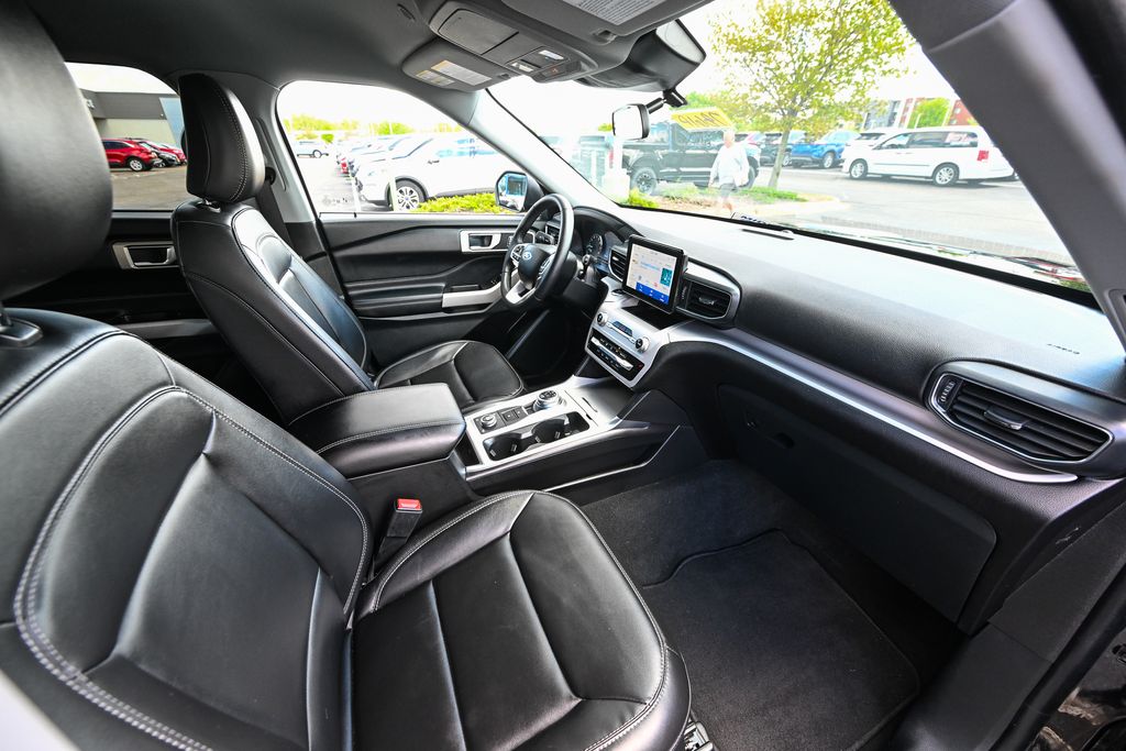 Used 2024 Ford Explorer - photo 27