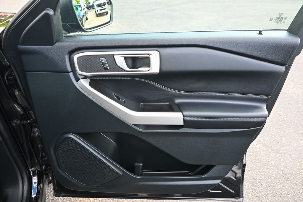 Used 2024 Ford Explorer - photo 29
