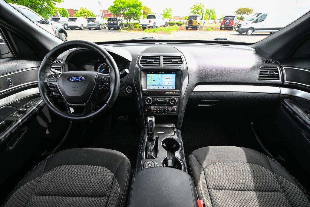 Used 2017 Ford Explorer - photo 31