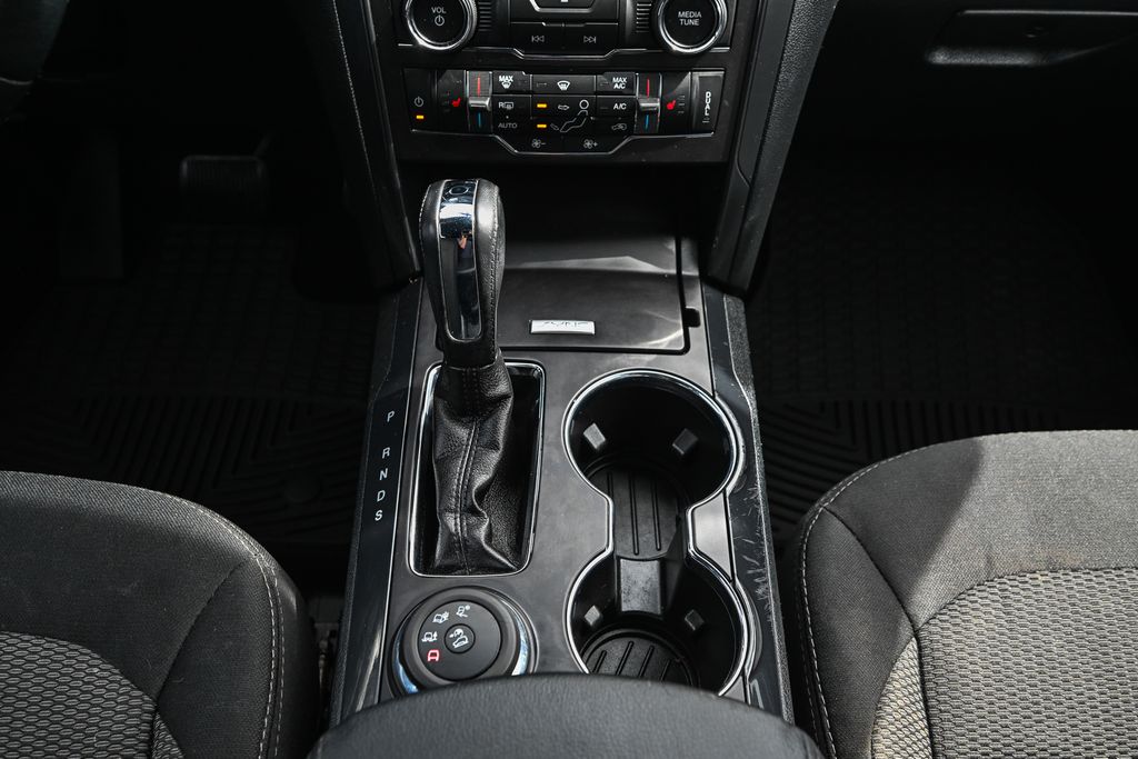Used 2017 Ford Explorer - photo 35