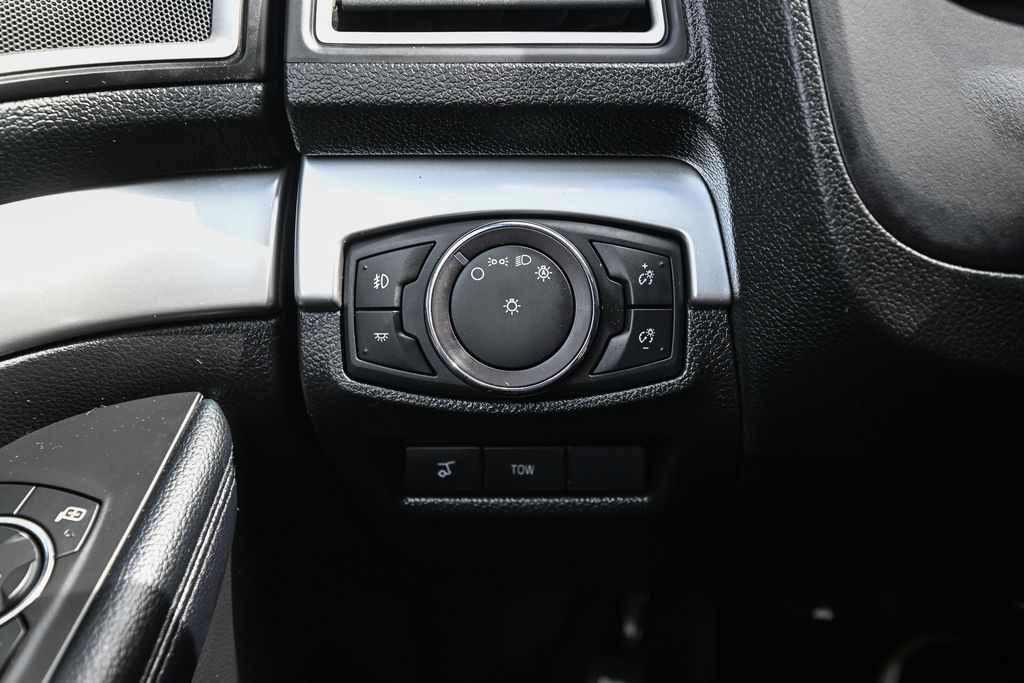 Used 2017 Ford Explorer - photo 41
