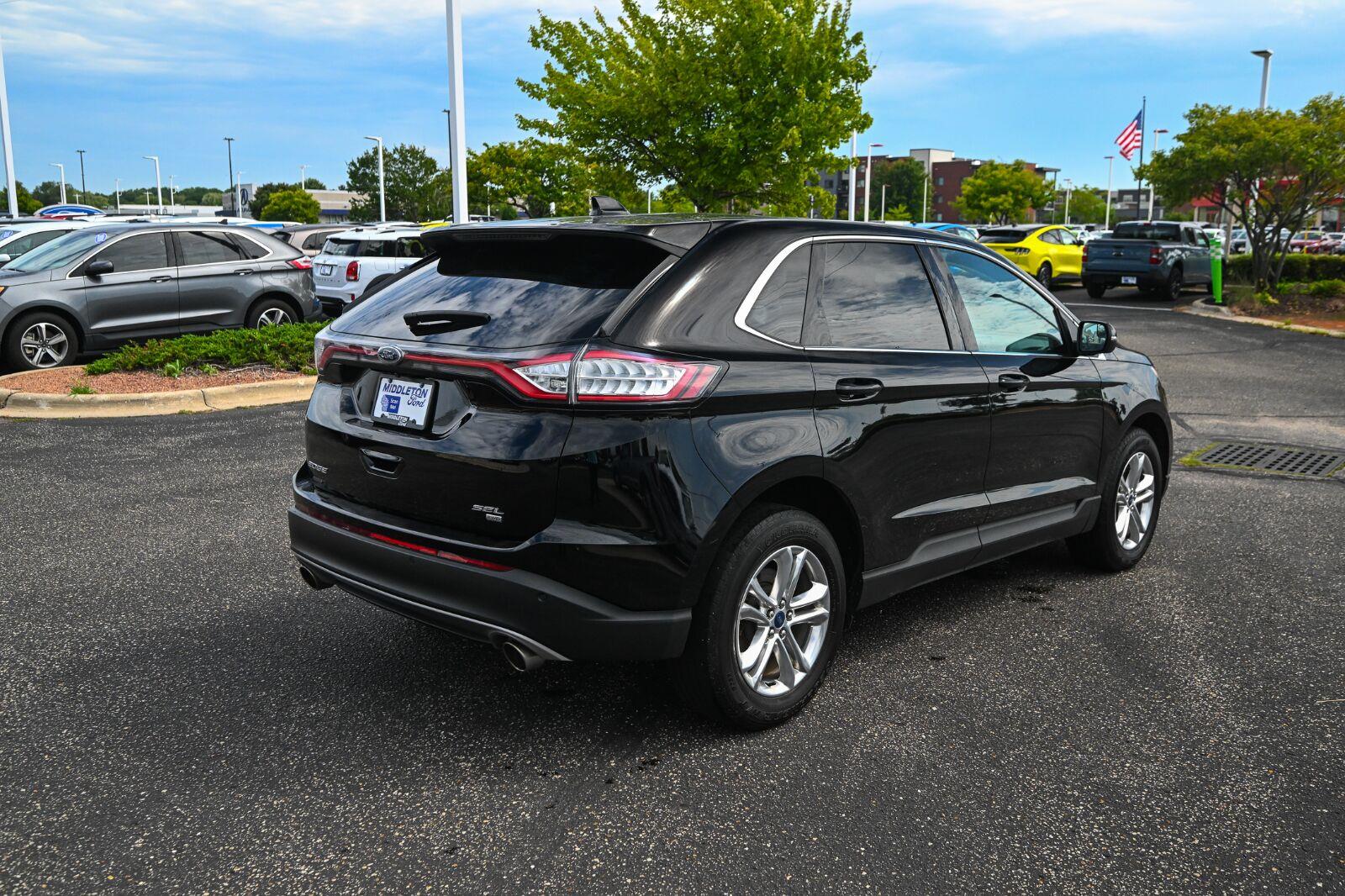 Used 2017 Ford Edge - photo 2