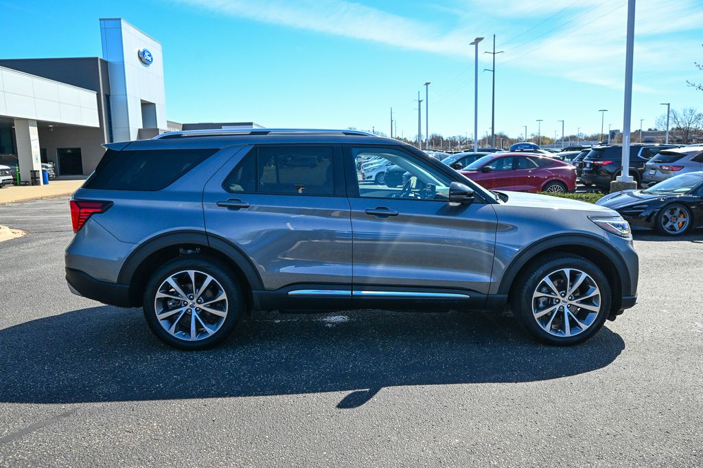 Used 2025 Ford Explorer - photo 49