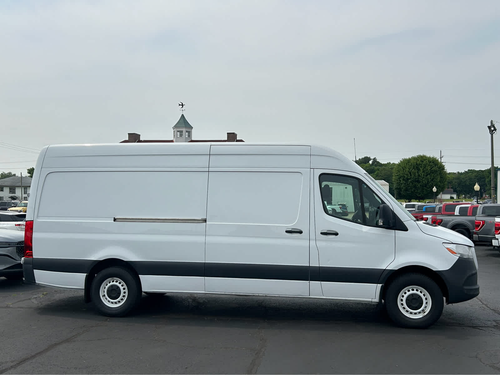 Used 2019 Freightliner Sprinter - photo 7