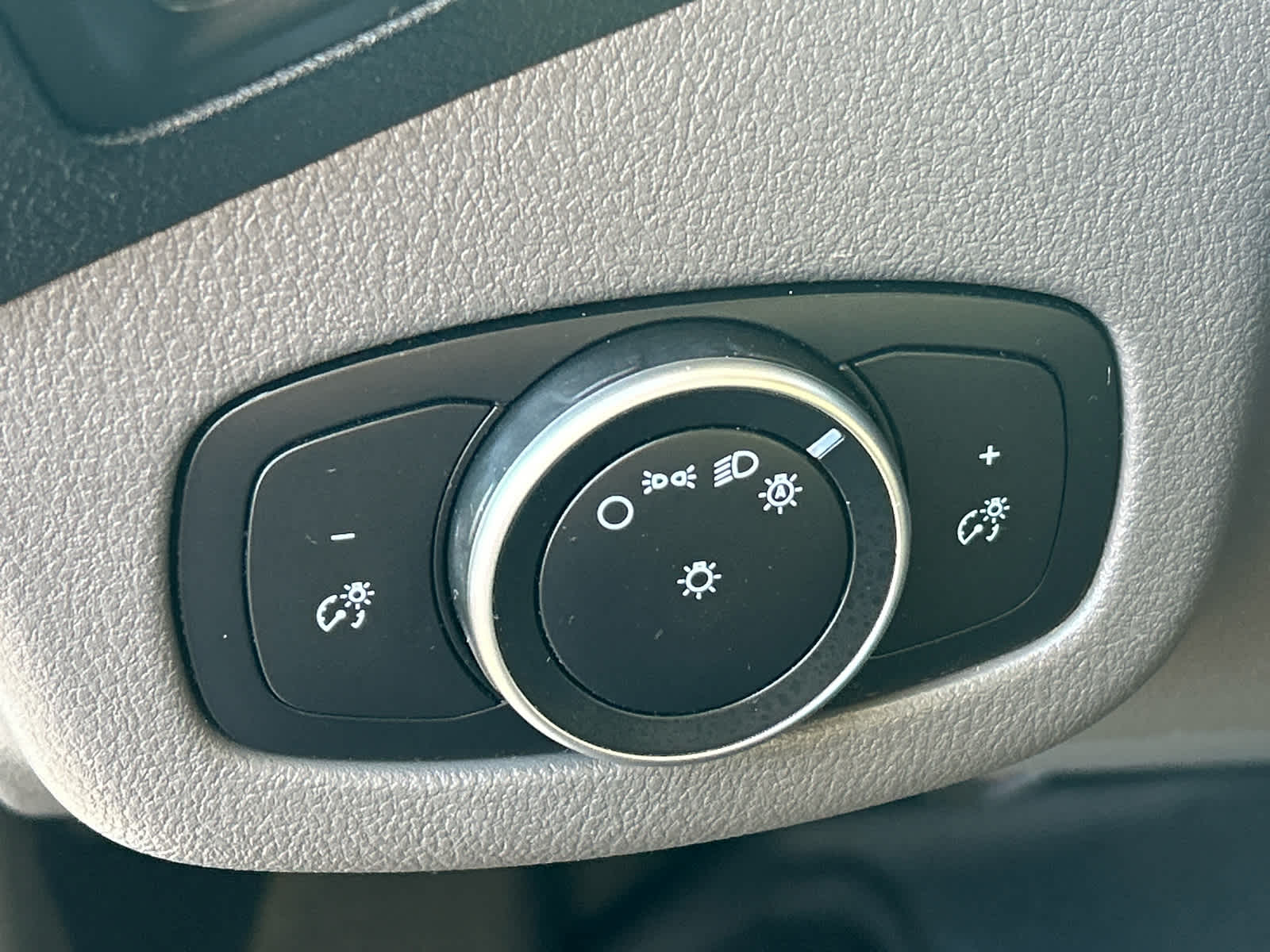 Used 2020 Ford Transit Connect - photo 18