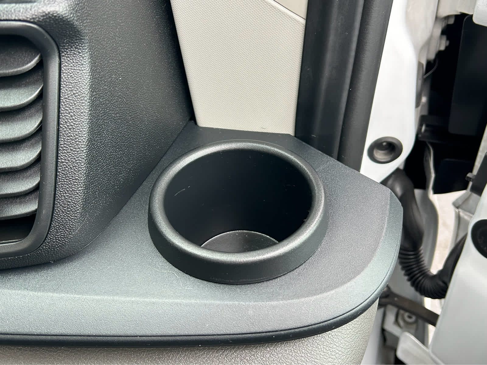 Used 2023 Ford Transit 250 - photo 18