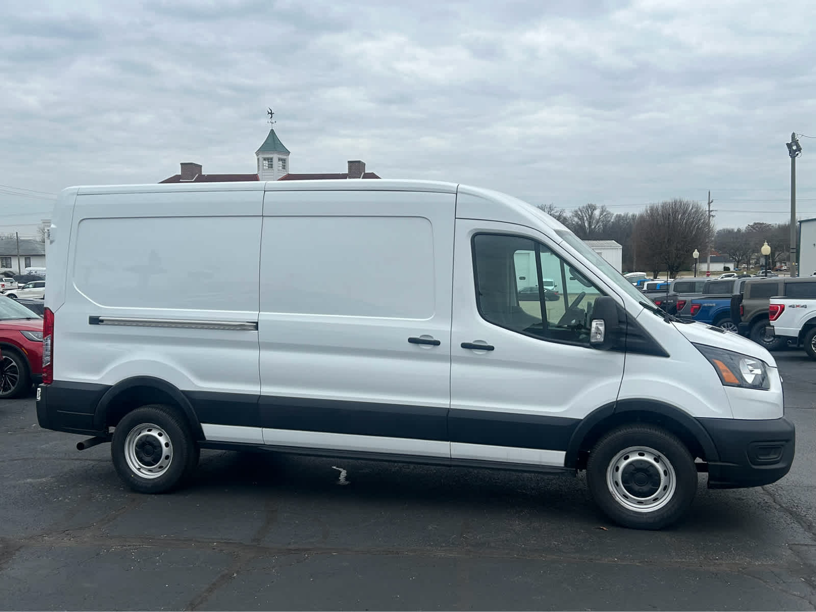 Used 2023 Ford Transit 250 - photo 7