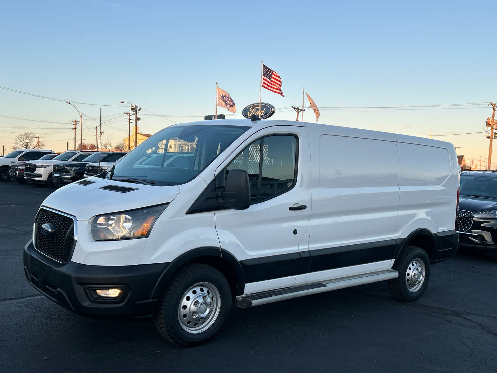 Used 2023 Ford Transit 250 - photo 6