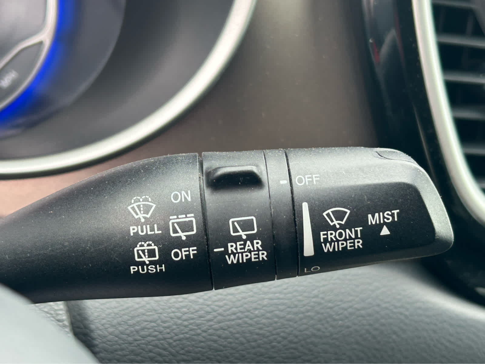 Used 2018 Chrysler Pacifica - photo 29