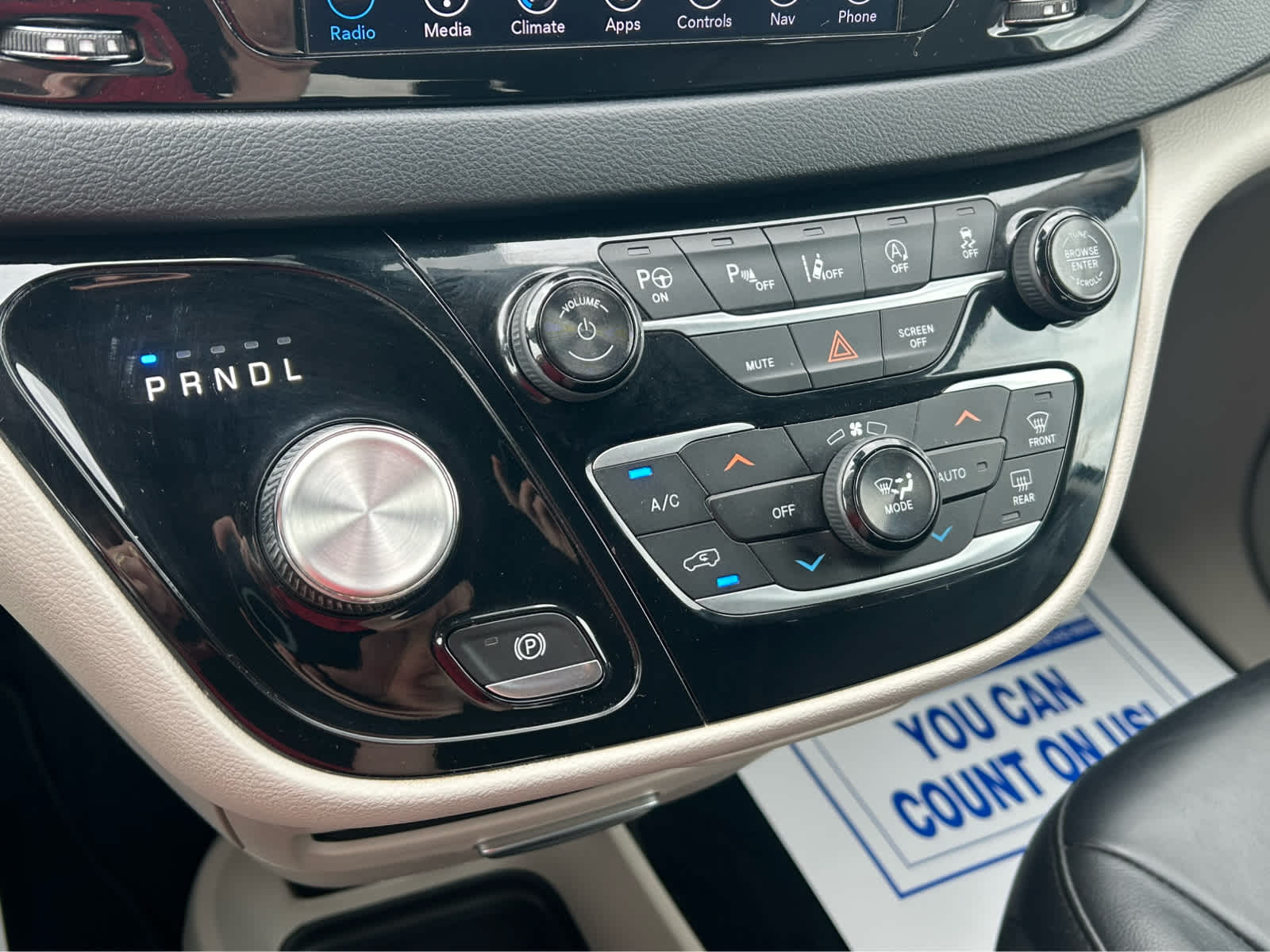 Used 2018 Chrysler Pacifica - photo 45