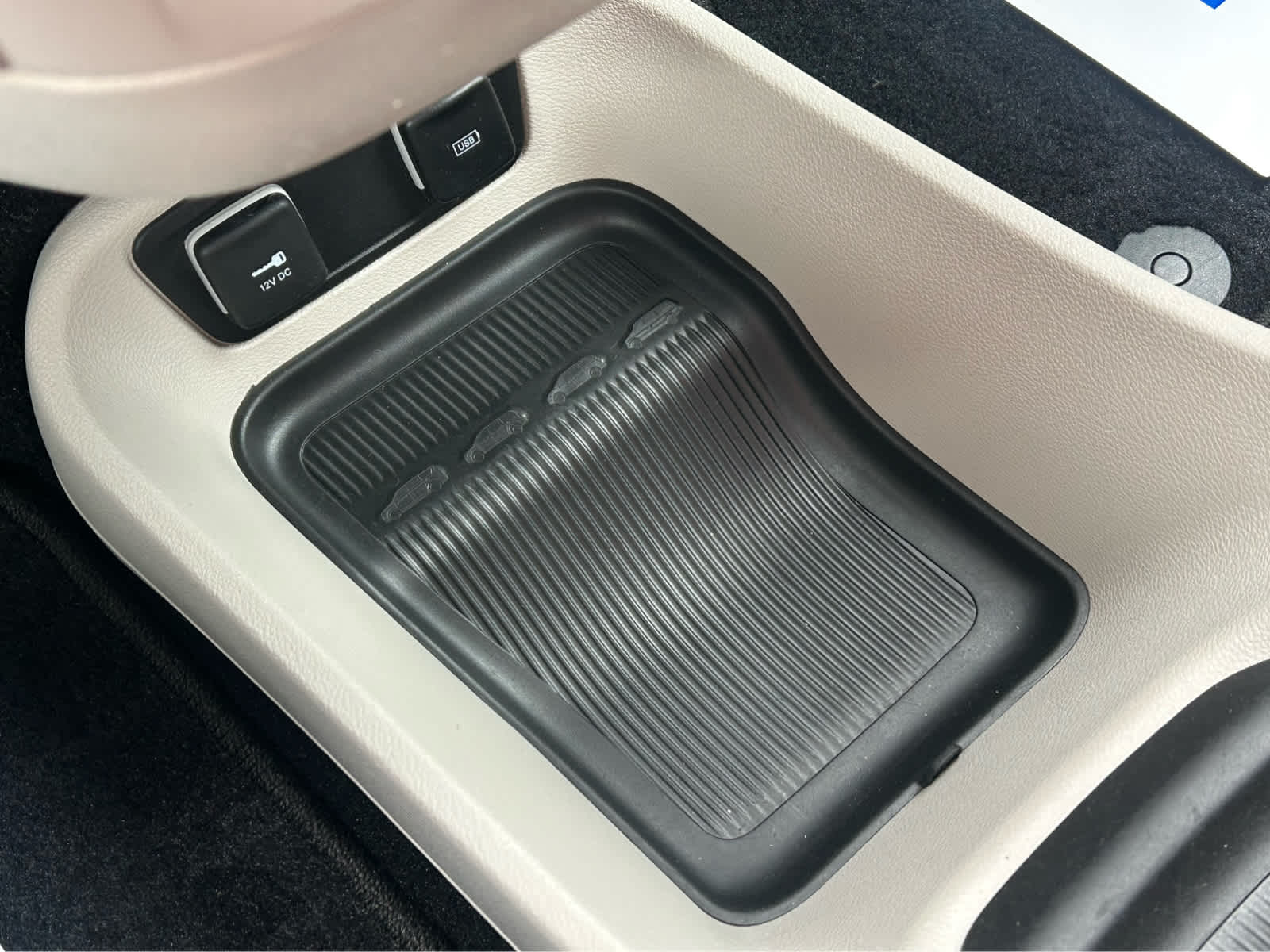 Used 2018 Chrysler Pacifica - photo 47