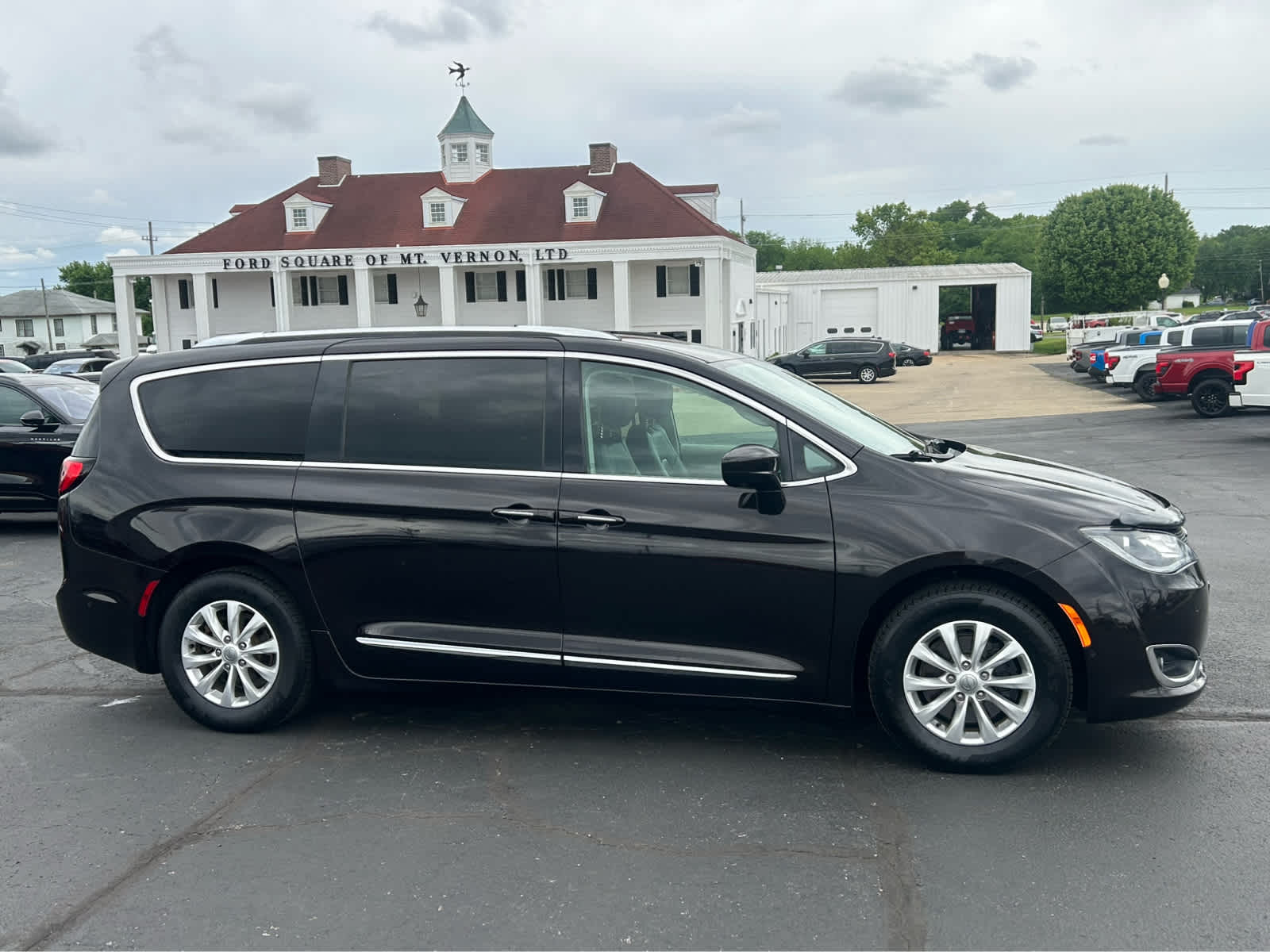 Used 2018 Chrysler Pacifica - photo 7