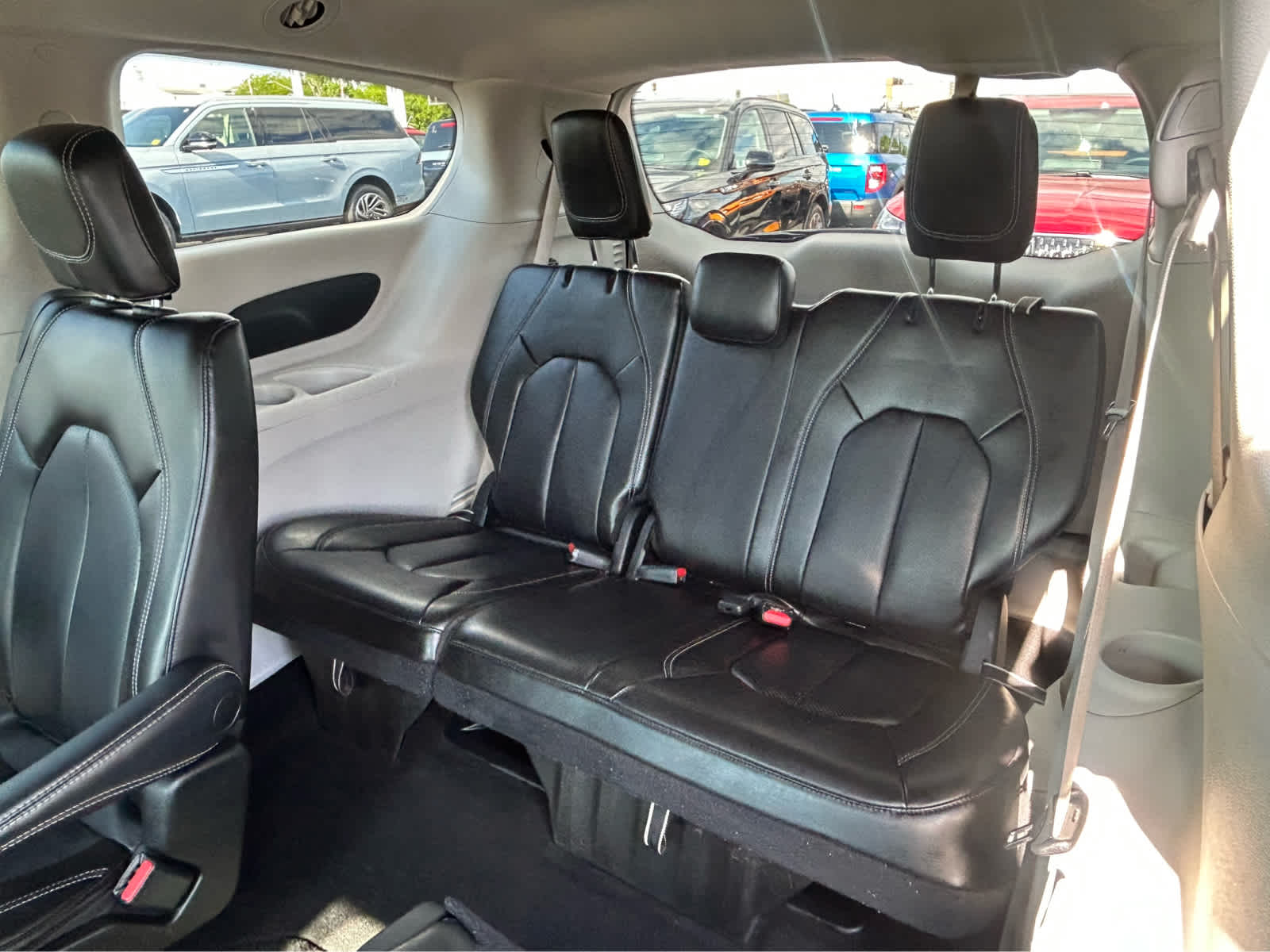 Used 2023 Chrysler Pacifica - photo 13