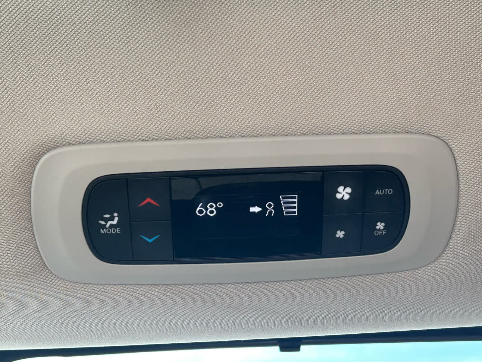 Used 2023 Chrysler Pacifica - photo 15