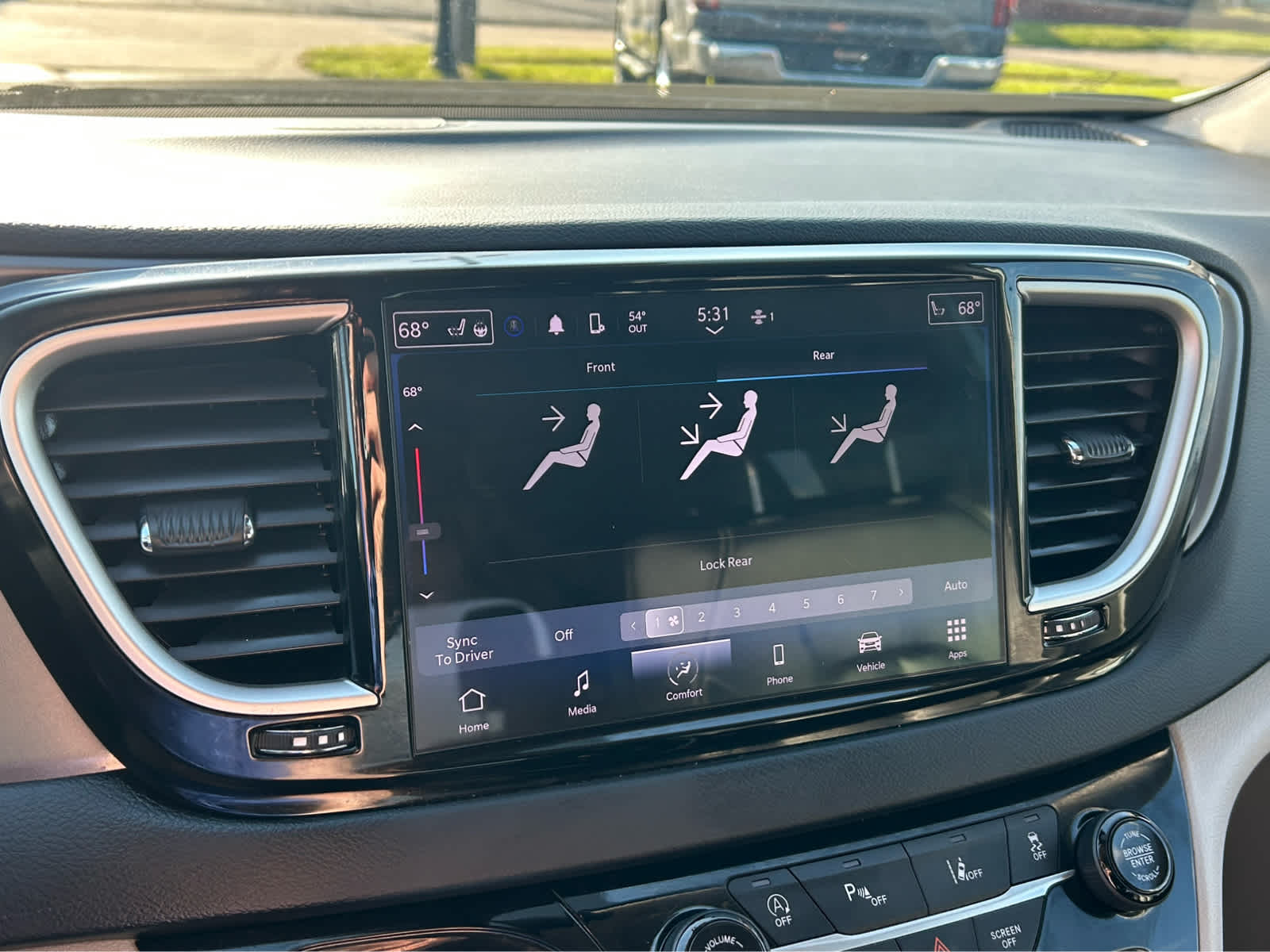 Used 2023 Chrysler Pacifica - photo 38
