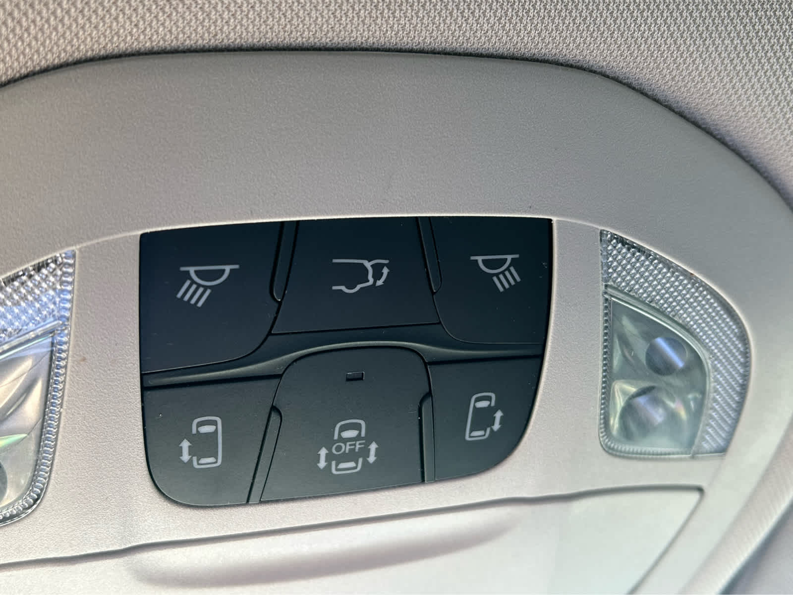Used 2023 Chrysler Pacifica - photo 43