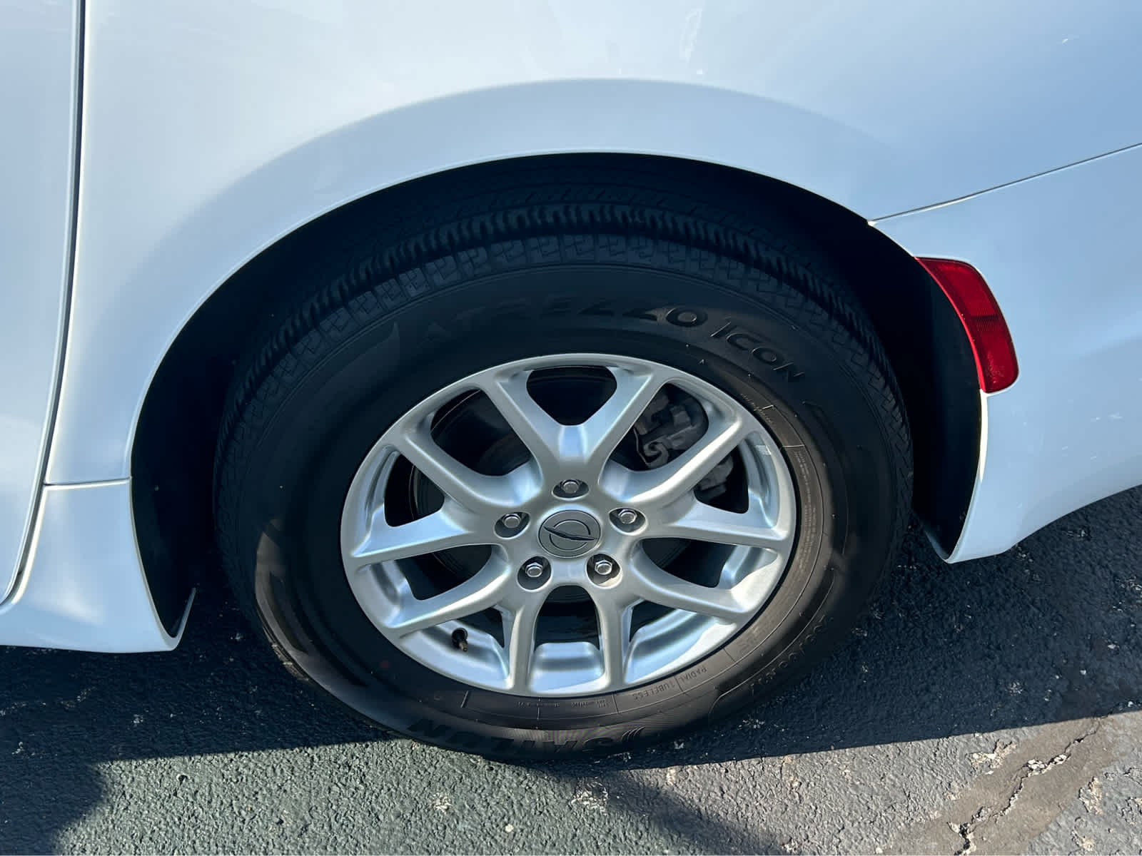Used 2023 Chrysler Pacifica - photo 52