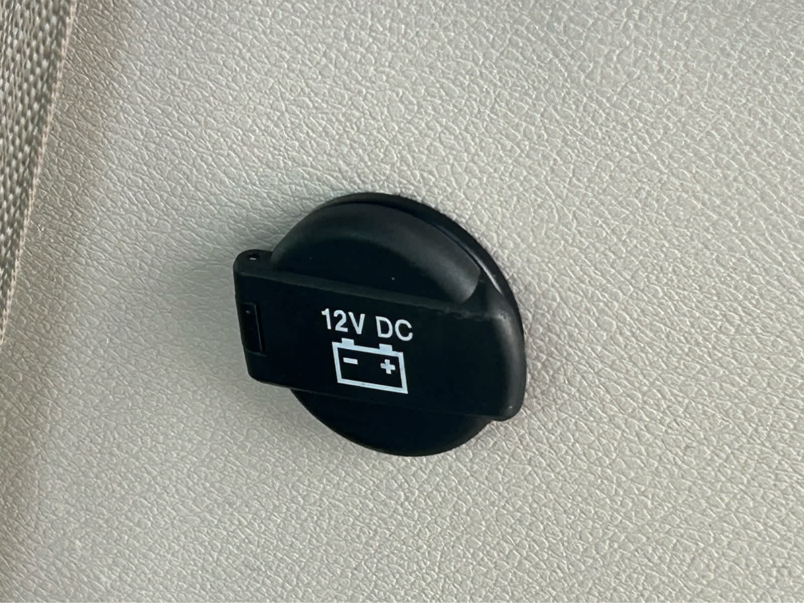 Used 2023 Chrysler Pacifica - photo 10