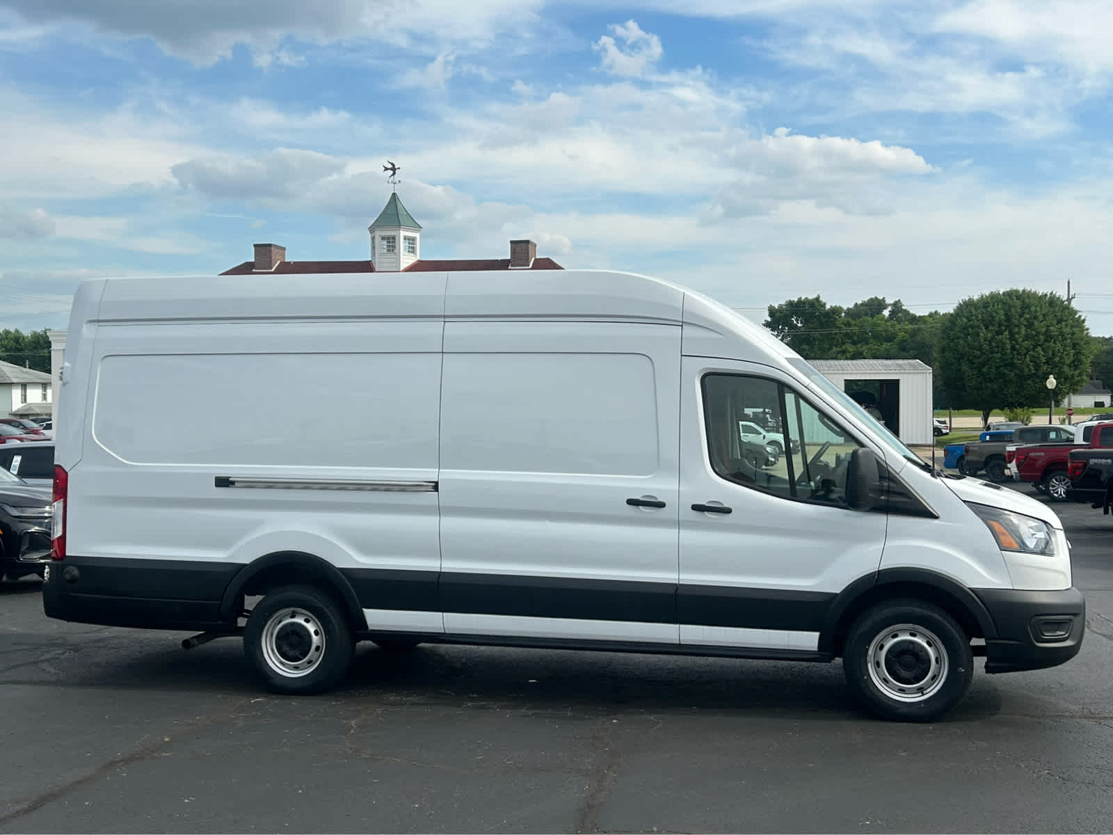 Used 2023 Ford Transit 250 - photo 6